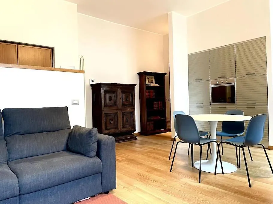 Modern Condo In Como Historic Center Italy